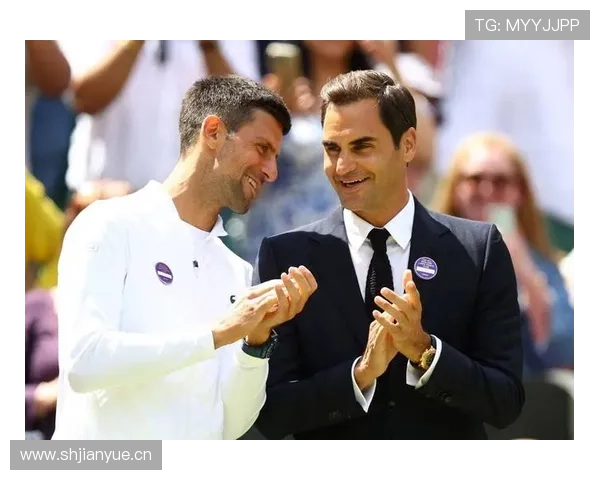 费德勒退役后每天喝三杯咖啡，穿拖鞋逛超市，谁还记得他当年赢球后摔拍子的样子